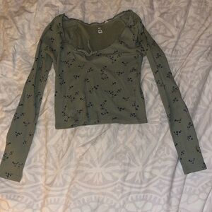 Longsleeve Floral Blouse